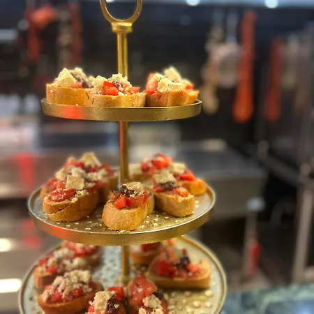 Anise, Aluma & 4* Athens