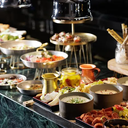 Hotel Anise, Aluma & 4*