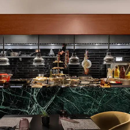 Anise, Aluma & Hotel Athens